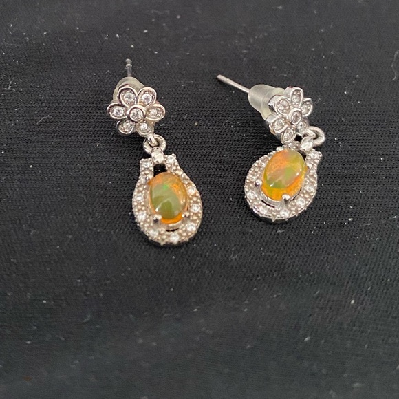 Jewelry - Genuine Ethiopian opal flower earring with tiny crystals